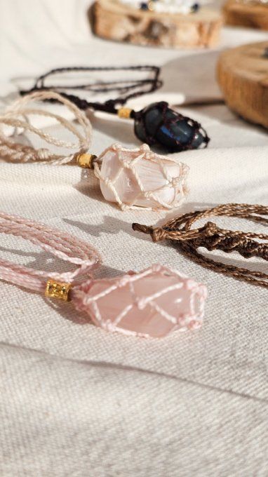 Collier amulette 