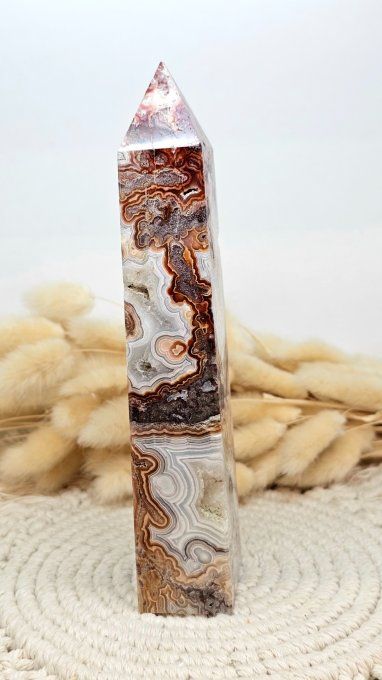 Pointe Agate Crazy Lace