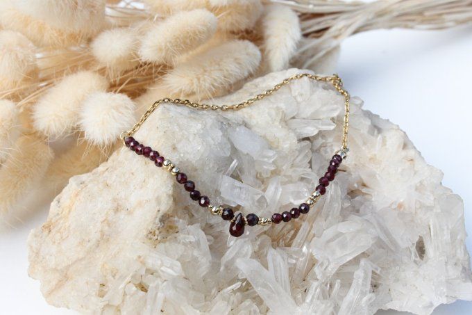 Collier en Grenat