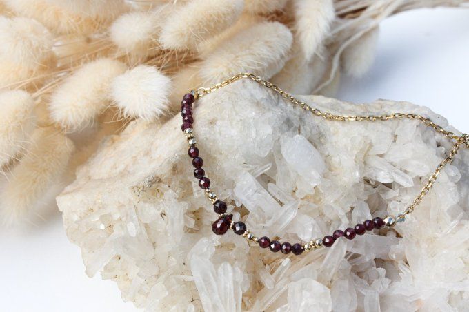 Collier en Grenat