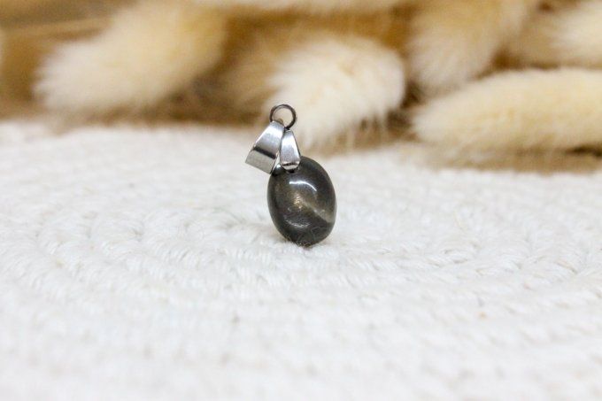 Pendentif Pierre de lune noire